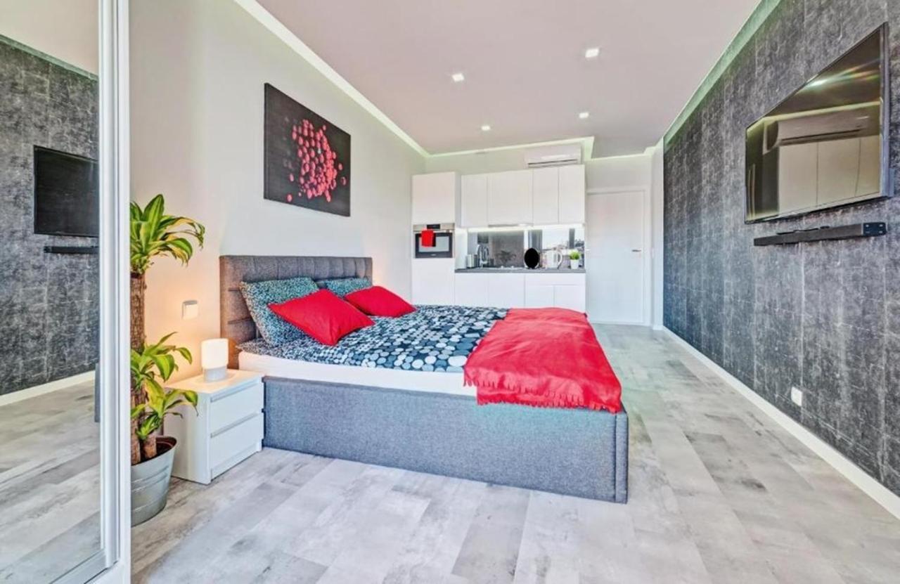 Good Time Apartments - Boznicza 1 I Male Garbary 8 Poznan Bagian luar foto