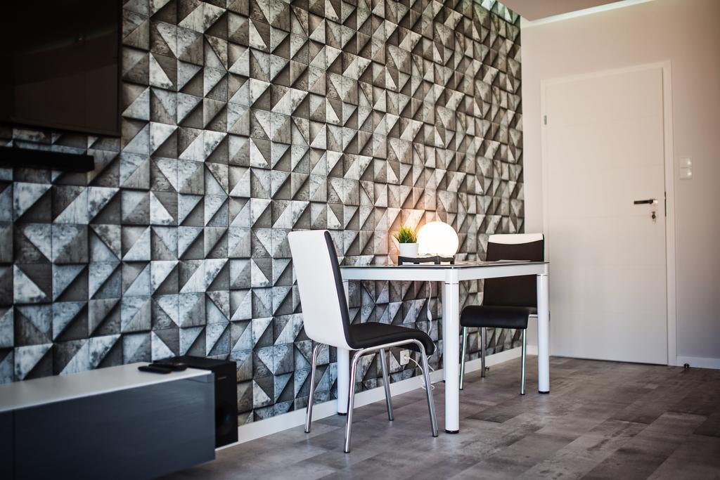 Good Time Apartments - Boznicza 1 I Male Garbary 8 Poznan Bagian luar foto