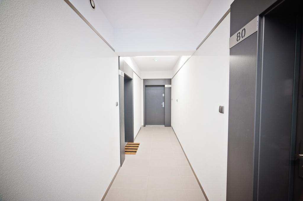 Good Time Apartments - Boznicza 1 I Male Garbary 8 Poznan Bagian luar foto