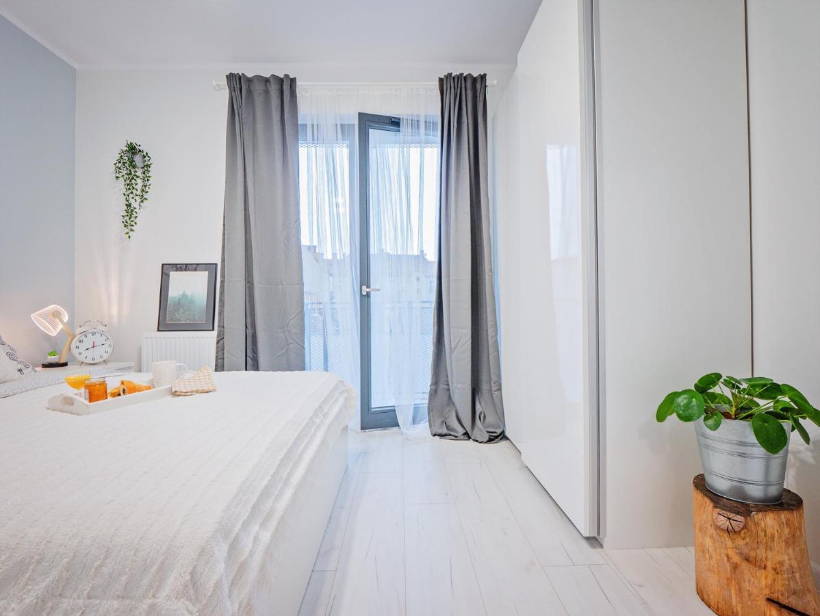 Good Time Apartments - Boznicza 1 I Male Garbary 8 Poznan Bagian luar foto