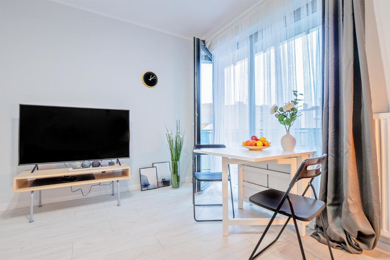 Good Time Apartments - Boznicza 1 I Male Garbary 8 Poznan Bagian luar foto